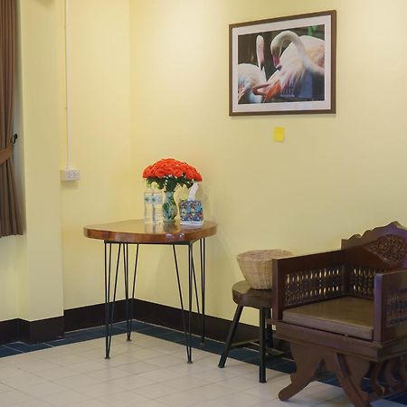 Him Dara Homestay Chiang Mai Esterno foto